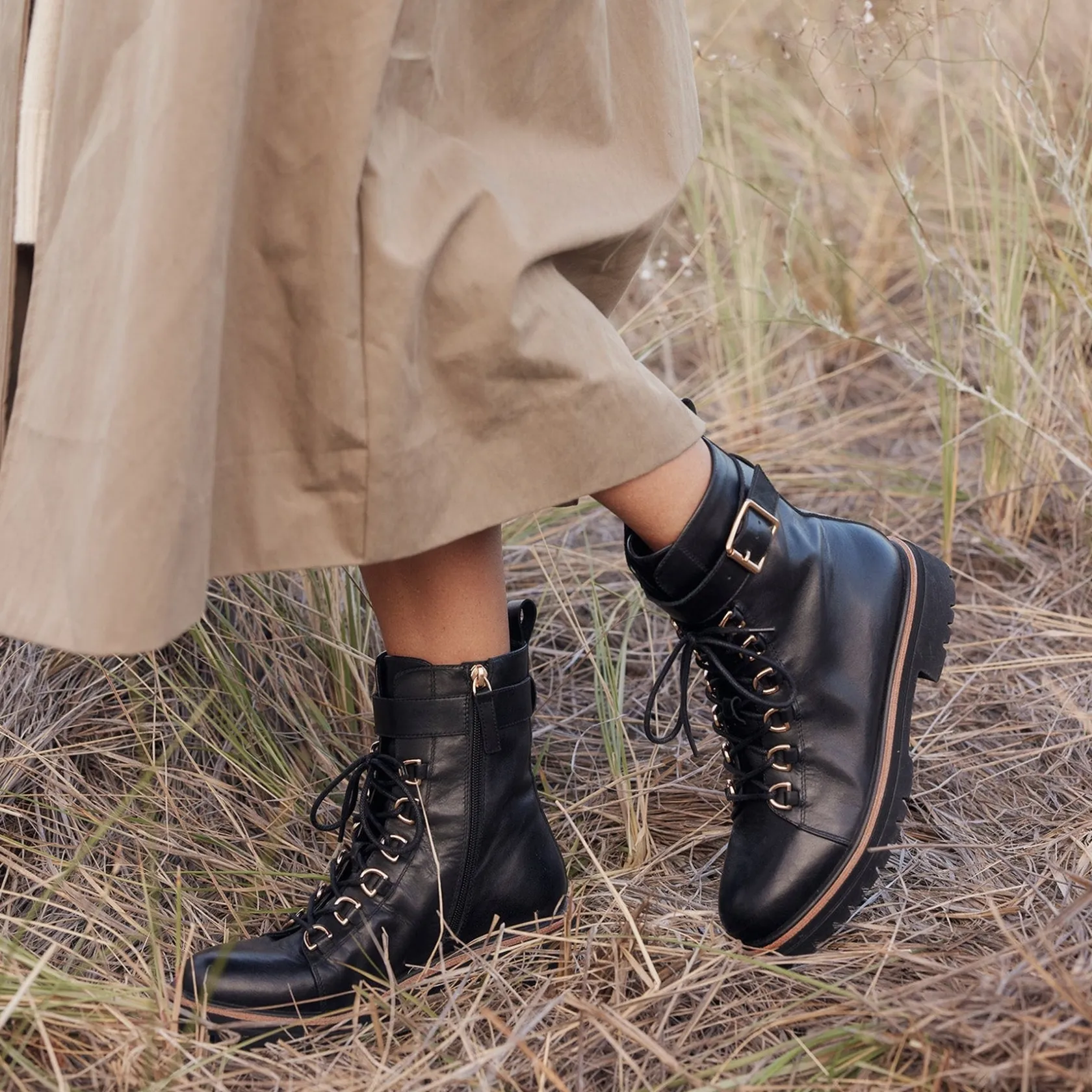 EOS Footwear Ankle Boots>ABIRA