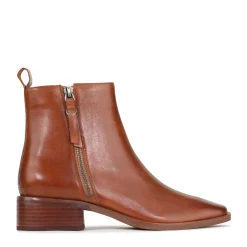 EOS Footwear Ankle Boots><noscript><img width=