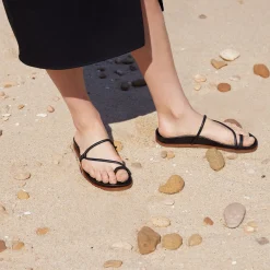 EOS Footwear Ballet Flats & Loafer|Slides>CARMINE LEATHER SANDALS Black
