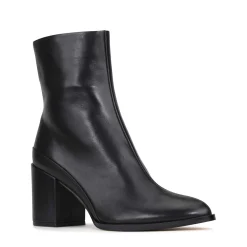 EOS Footwear Ankle Boots>CASH