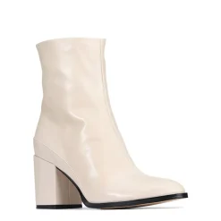 EOS Footwear Ankle Boots><noscript><img width=