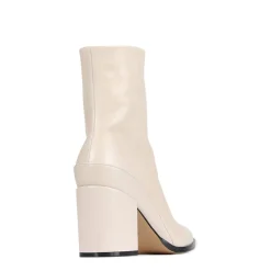 EOS Footwear Ankle Boots><noscript><img width=