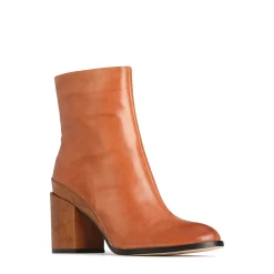 EOS Footwear Ankle Boots><noscript><img width=