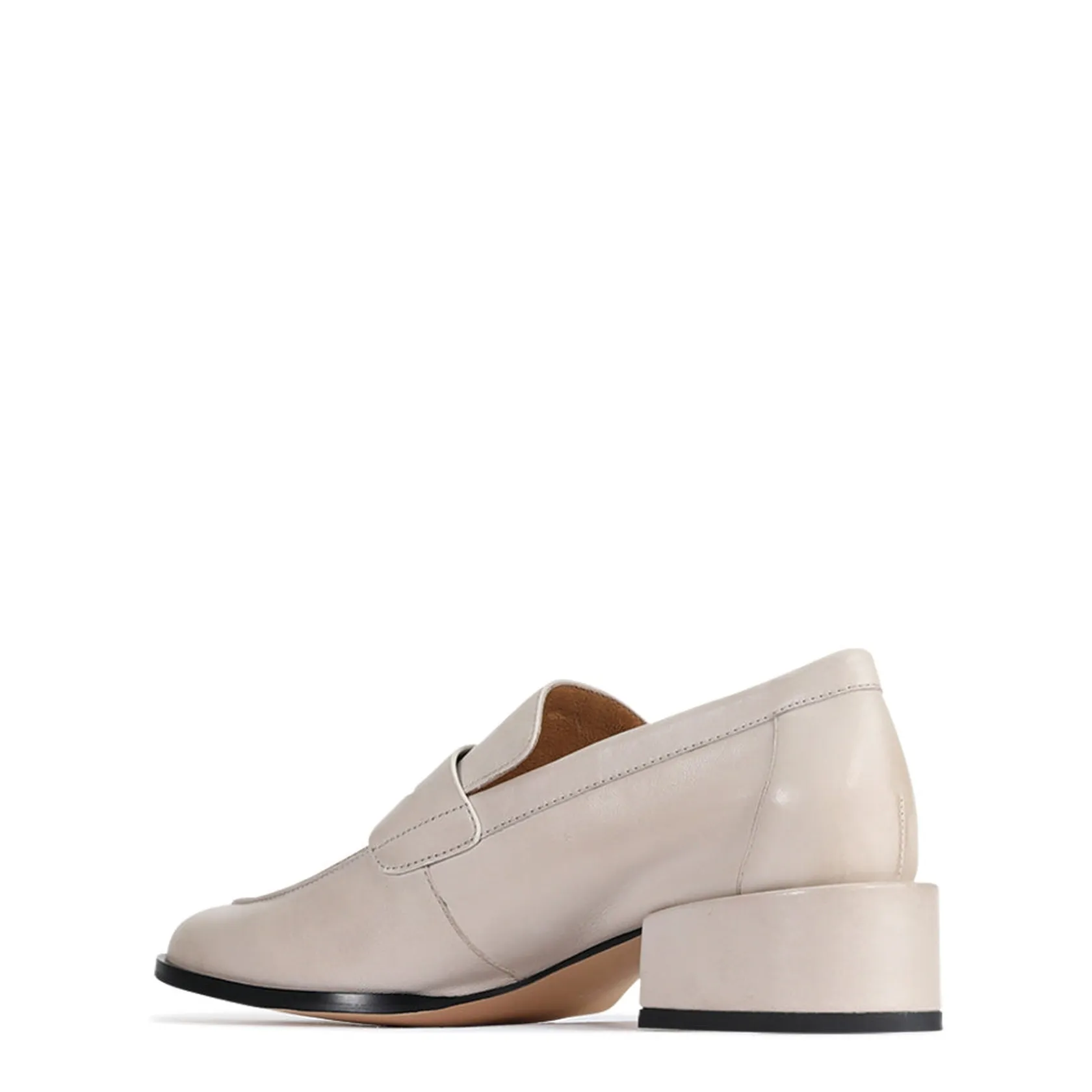 EOS Footwear Loafer Heels>CASS LOW HEELED LOAFERS