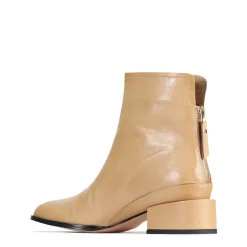 EOS Footwear Ankle Boots><noscript><img width=
