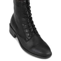 EOS Footwear Ankle Boots><noscript><img width=