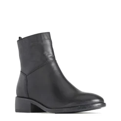 EOS Footwear Ankle Boots><noscript><img width=