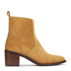 EOS Footwear Ankle Boots><noscript><img width=
