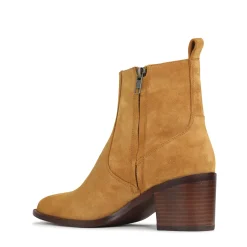 EOS Footwear Ankle Boots><noscript><img width=