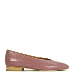 EOS Footwear Ballet Flats & Loafer><noscript><img width=