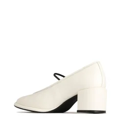 EOS Footwear Block Heels><noscript><img width=