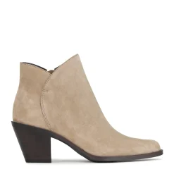 EOS Footwear Ankle Boots><noscript><img width=