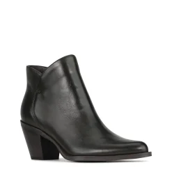 EOS Footwear Ankle Boots><noscript><img width=