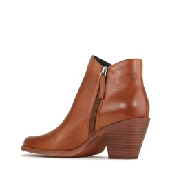 EOS Footwear Ankle Boots><noscript><img width=