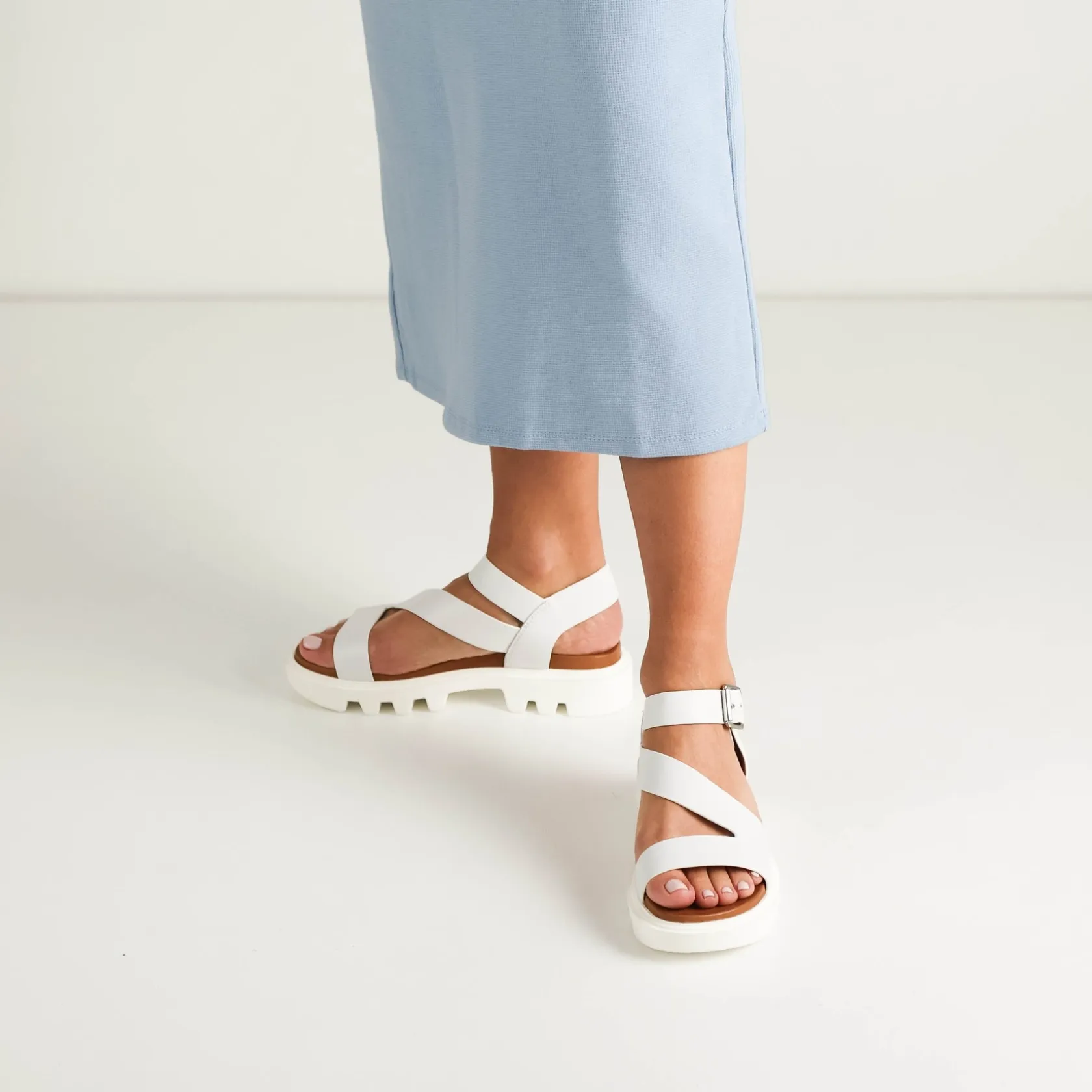 EOS Footwear Heeled Sandals|Sandal Heels>FLIGHER PLATFORM SANDALS LEATHER White