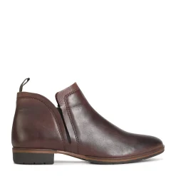 EOS Footwear Ankle Boots><noscript><img width=