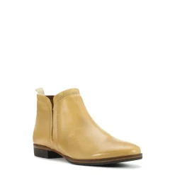 EOS Footwear Ankle Boots><noscript><img width=