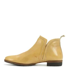 EOS Footwear Ankle Boots><noscript><img width=