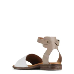 EOS Footwear Sandals><noscript><img width=