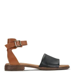 EOS Footwear Sandals><noscript><img width=