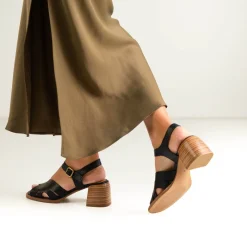 EOS Footwear Block Heels|Heeled Sandals><noscript><img width=