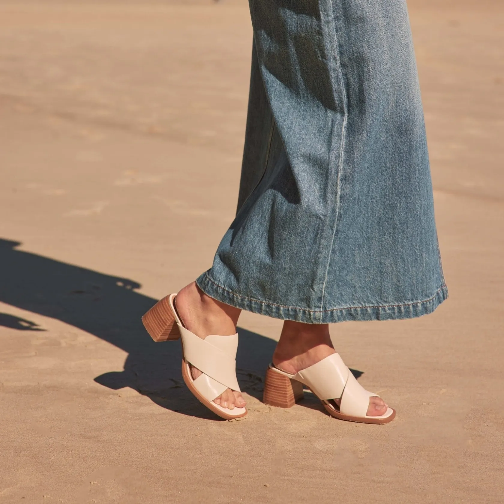 EOS Footwear Block Heels|Heeled Sandals>ISO LEATHER BLOCK HEEL SANDALS