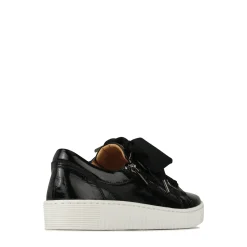 EOS Footwear Flat Sneakers><noscript><img width=