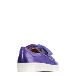 EOS Footwear Flat Sneakers><noscript><img width=