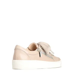 EOS Footwear Flat Sneakers><noscript><img width=