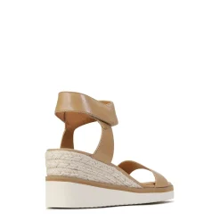 EOS Footwear Wedges & Espadrilles><noscript><img width=