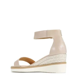 EOS Footwear Wedges & Espadrilles><noscript><img width=