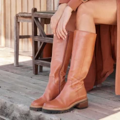 EOS Footwear Calf & Knee High Boots>LINDETA