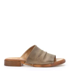 EOS Footwear Ballet Flats & Loafer|Slides><noscript><img width=
