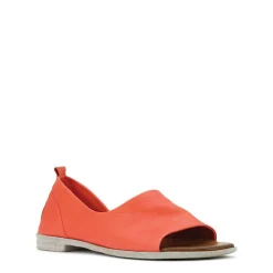 EOS Footwear Sandals><noscript><img width=