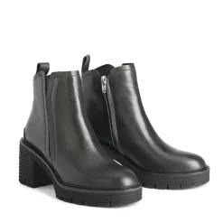 EOS Footwear Ankle Boots><noscript><img width=