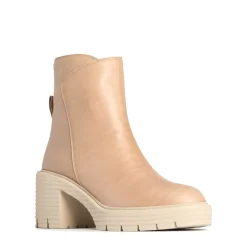 EOS Footwear Ankle Boots><noscript><img width=