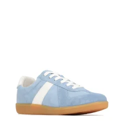 EOS Footwear Flat Sneakers><noscript><img width=