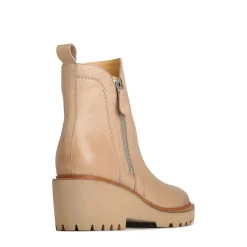 EOS Footwear Ankle Boots><noscript><img width=
