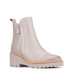 EOS Footwear Ankle Boots><noscript><img width=