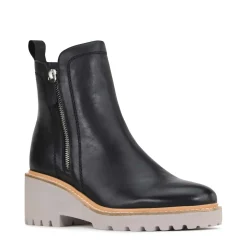 EOS Footwear Ankle Boots><noscript><img width=