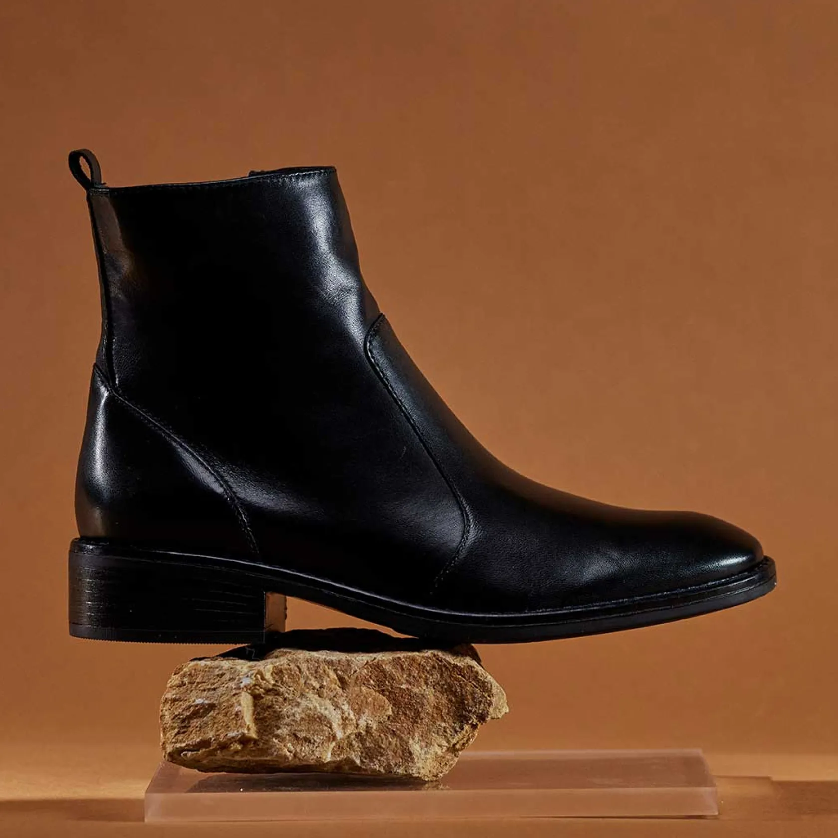 EOS Footwear Ankle Boots>SELINE