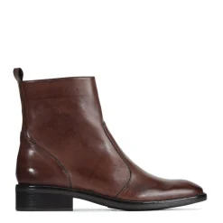 EOS Footwear Ankle Boots><noscript><img width=
