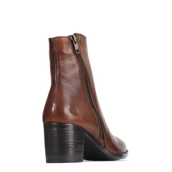 EOS Footwear Ankle Boots><noscript><img width=