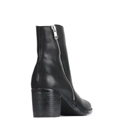 EOS Footwear Ankle Boots><noscript><img width=