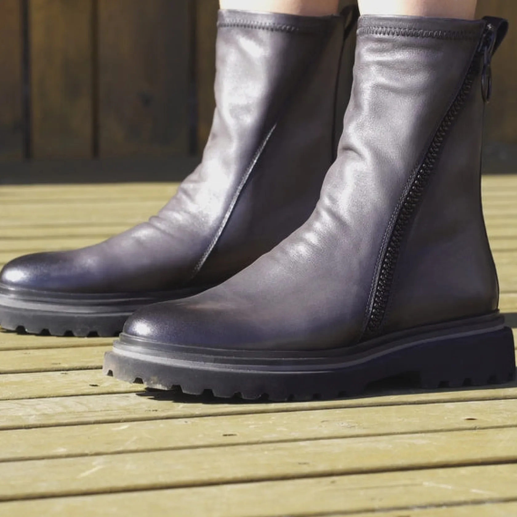 EOS Footwear Calf & Knee High Boots>SKARLET