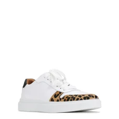EOS Footwear Flat Sneakers><noscript><img width=