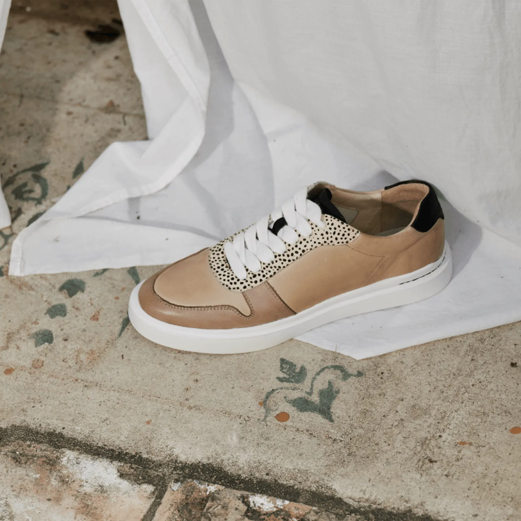 EOS Footwear Flat Sneakers>UMINA LEATHER ARCHIVE SNEAKERS