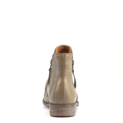EOS Footwear Ankle Boots><noscript><img width=