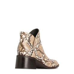 EOS Footwear Ankle Boots><noscript><img width=