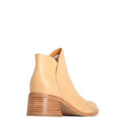 EOS Footwear Ankle Boots><noscript><img width=